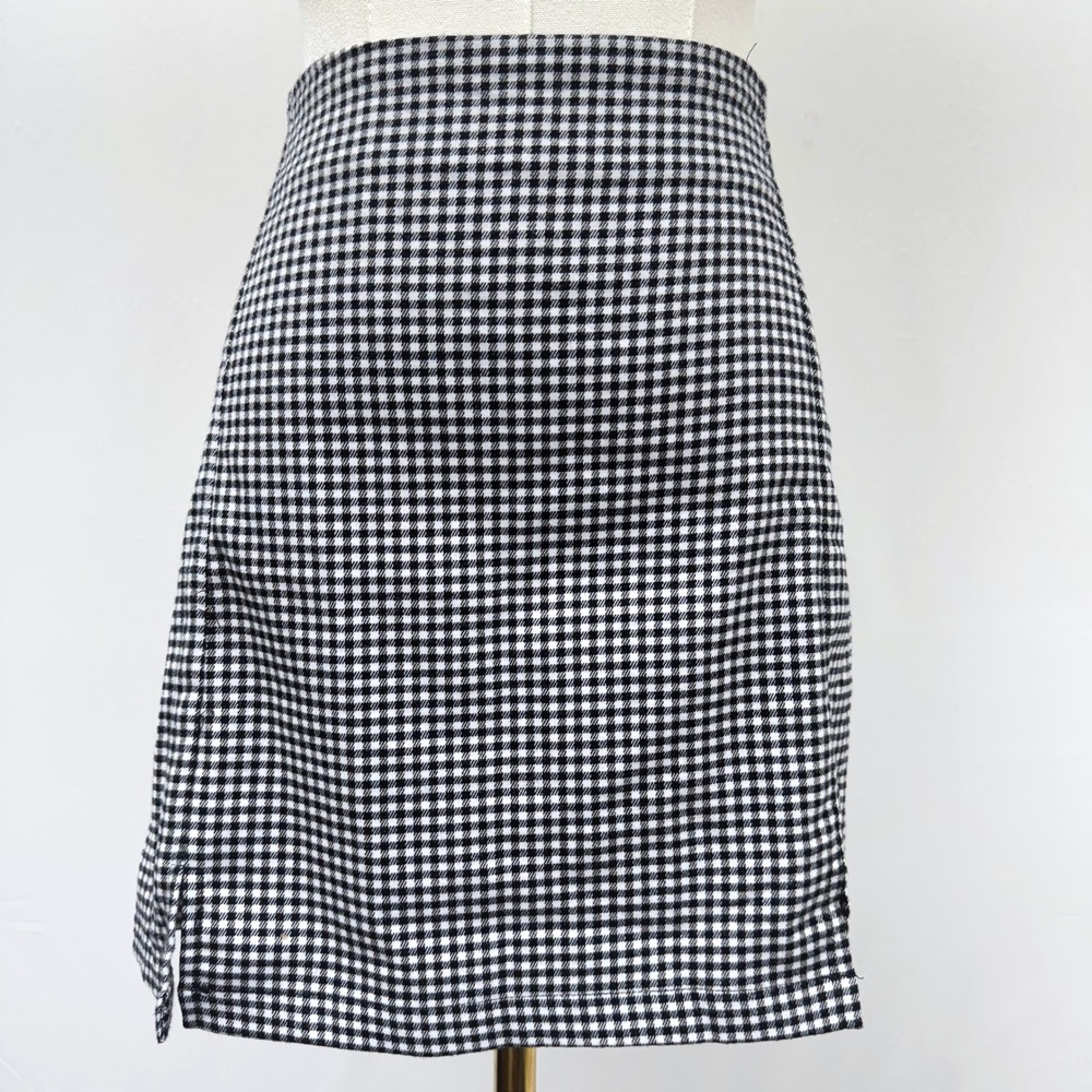 Brandy Melville Cara Mini Skirt Black White Gingham Check Side Slit MH022‎ Small